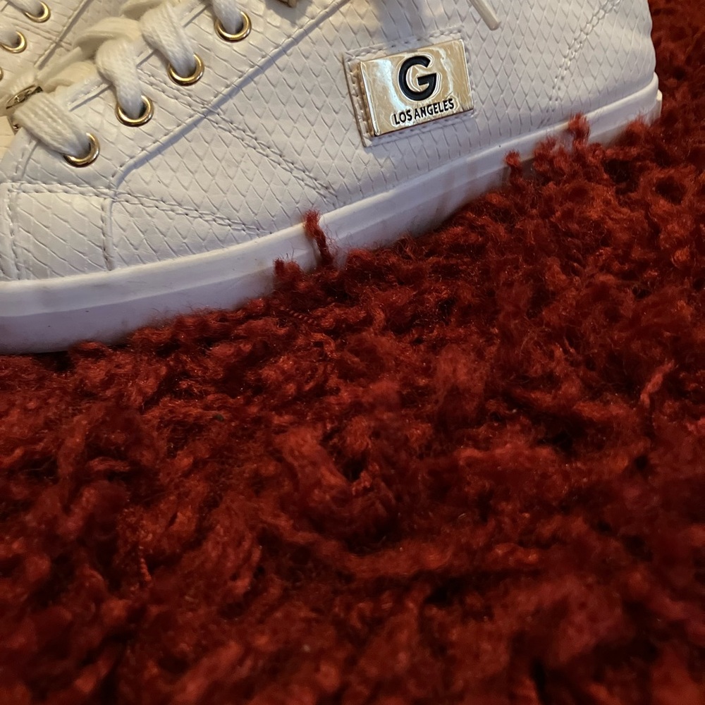 Shoes - Picture 5 of 5